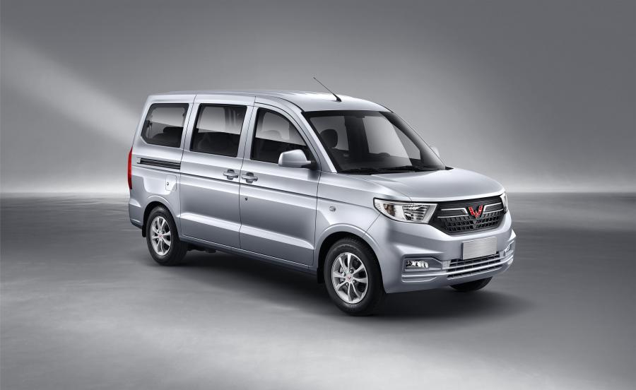  WuLing Hongguang V 2019 года  (фото 1 из 9)